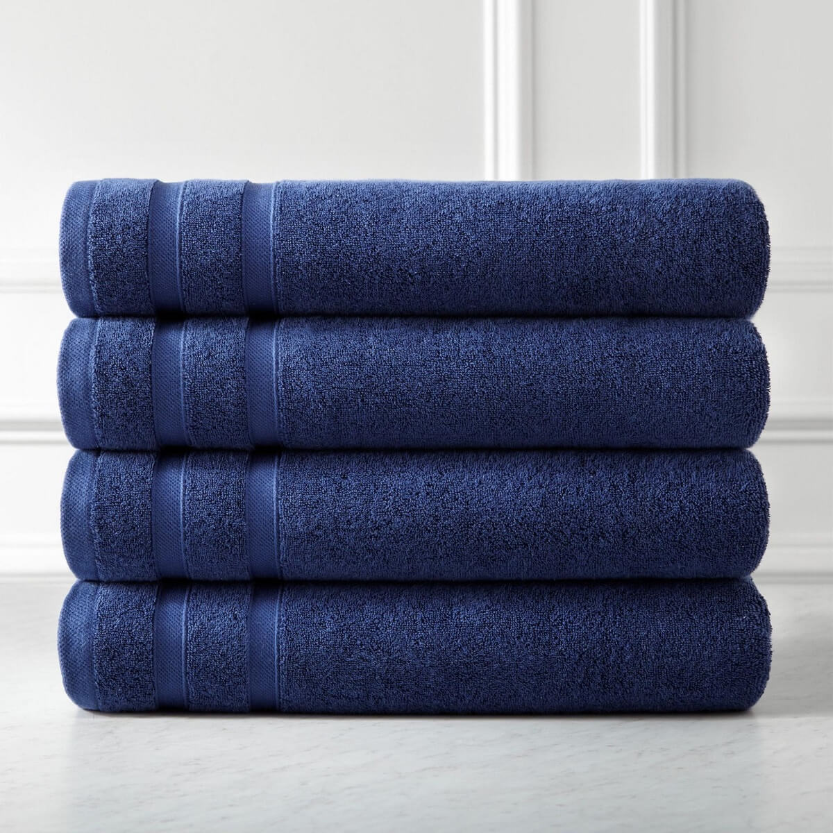 http://southshorefinelinens.com/cdn/shop/articles/blue_large_bath_towels.jpg?v=1684658284