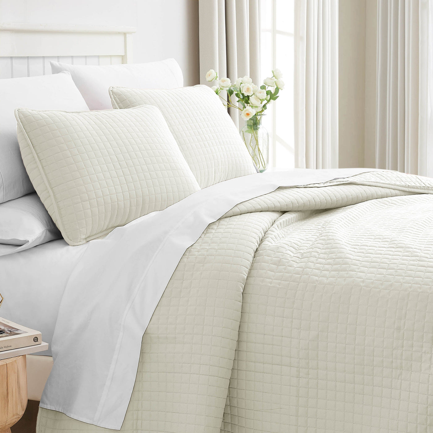 Side View of Vilano Oversized Quilt Set in Off White#color_vilano-off-white