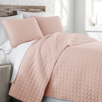 Side View of Southshore Essentials Quilt Set in Pastel Pink#color_pastel-pink