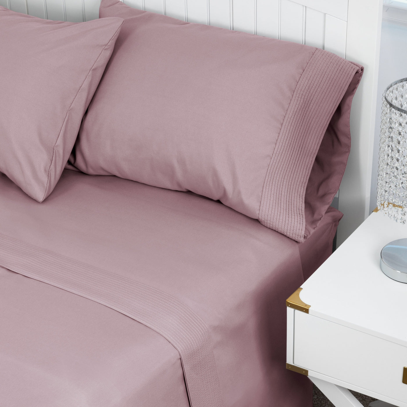 Side View of Vilano Pleated Pillow Case in Lavender#color_vilano-lavender