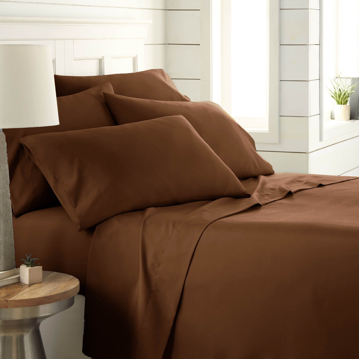 Side View of Everyday Essentials 6-Piece Sheet Set in Black#color_brown