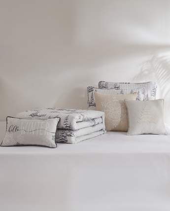 Frosted Pines 6-Piece Reversible Quilt Set