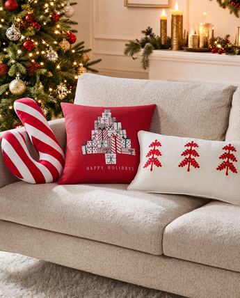 Merry Manor 6-Piece Reversible Quilt Set