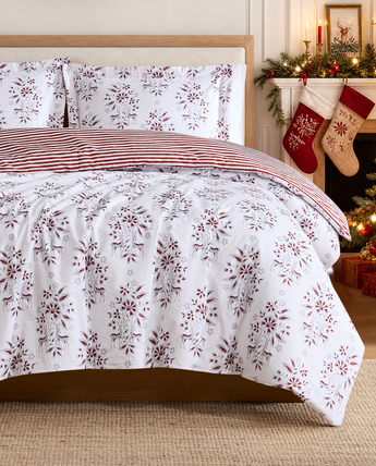 Merry Manor Reversible Duvet Cover Set