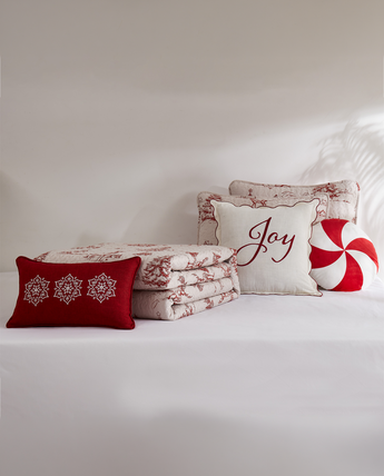 Winterwood Christmas 6-Piece Reversible Quilt Set
