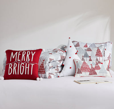 Merry and Bright Reversible 6-Piece Piece Quilt Bedding Set