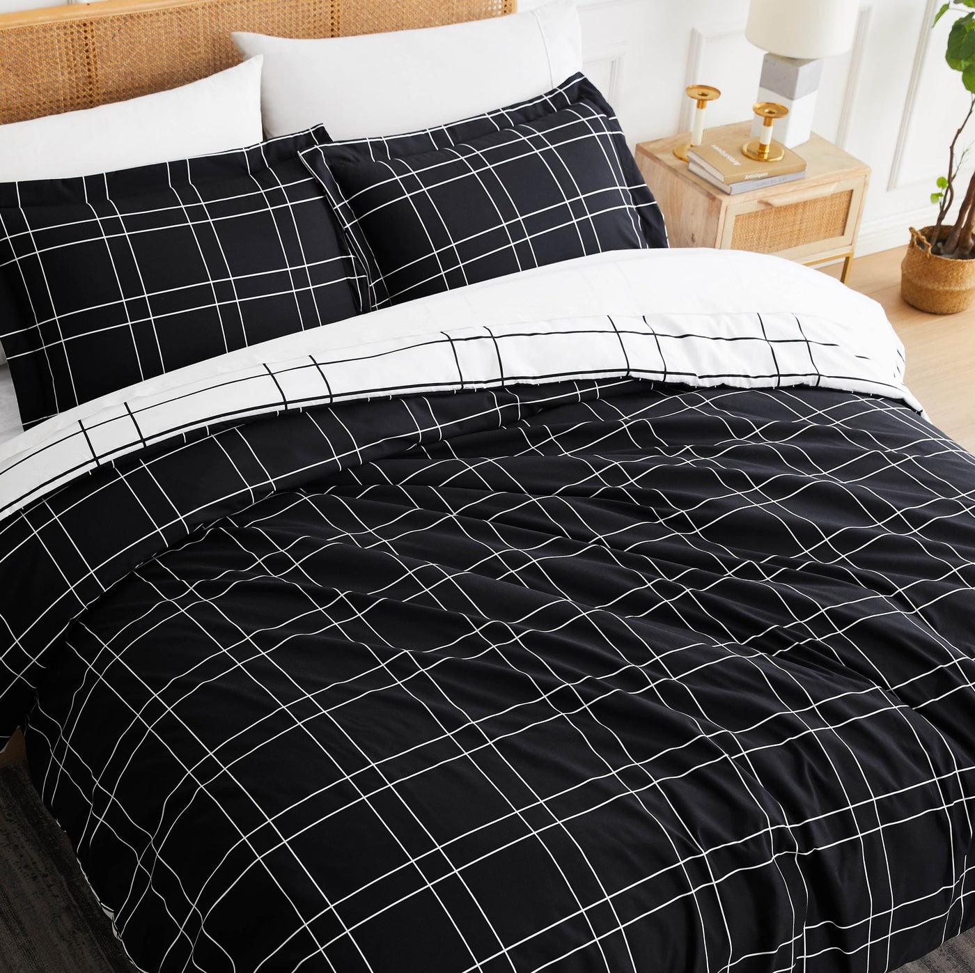 Angled Top View of Urban Grid Reversible Comforter Set #color_urban-grid-black