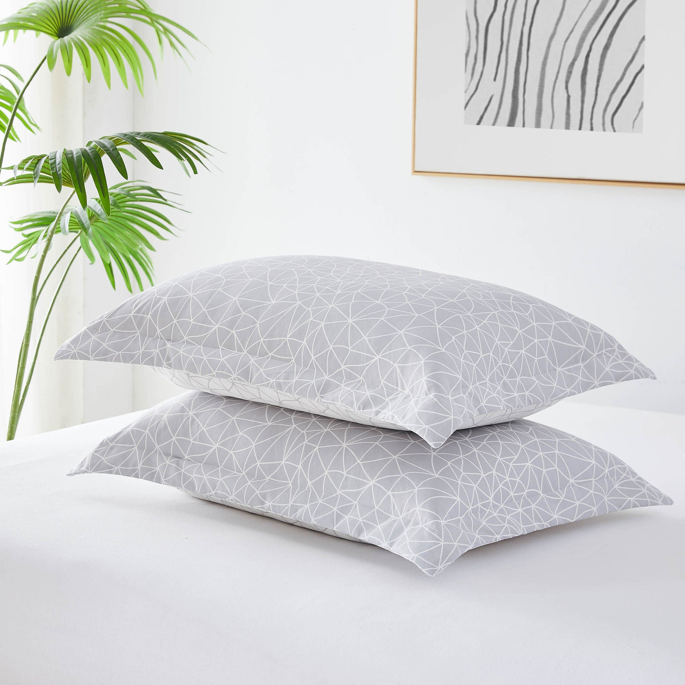 Detailed Shams Image of Geometric Maze Duvet Cover in grey#color_geometric-maze-grey