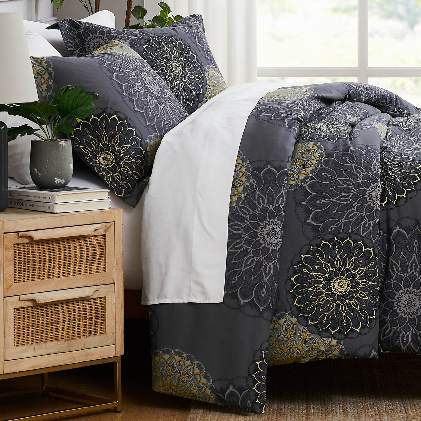 Side View of Midnight Floral Duvet Cover Set in Black#color_midnight-floral-black