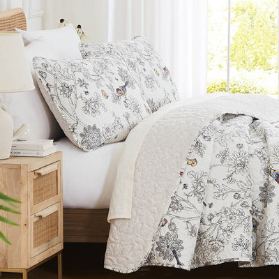 Side View of Bayberry Oversized Quilt Set#color_bayberry