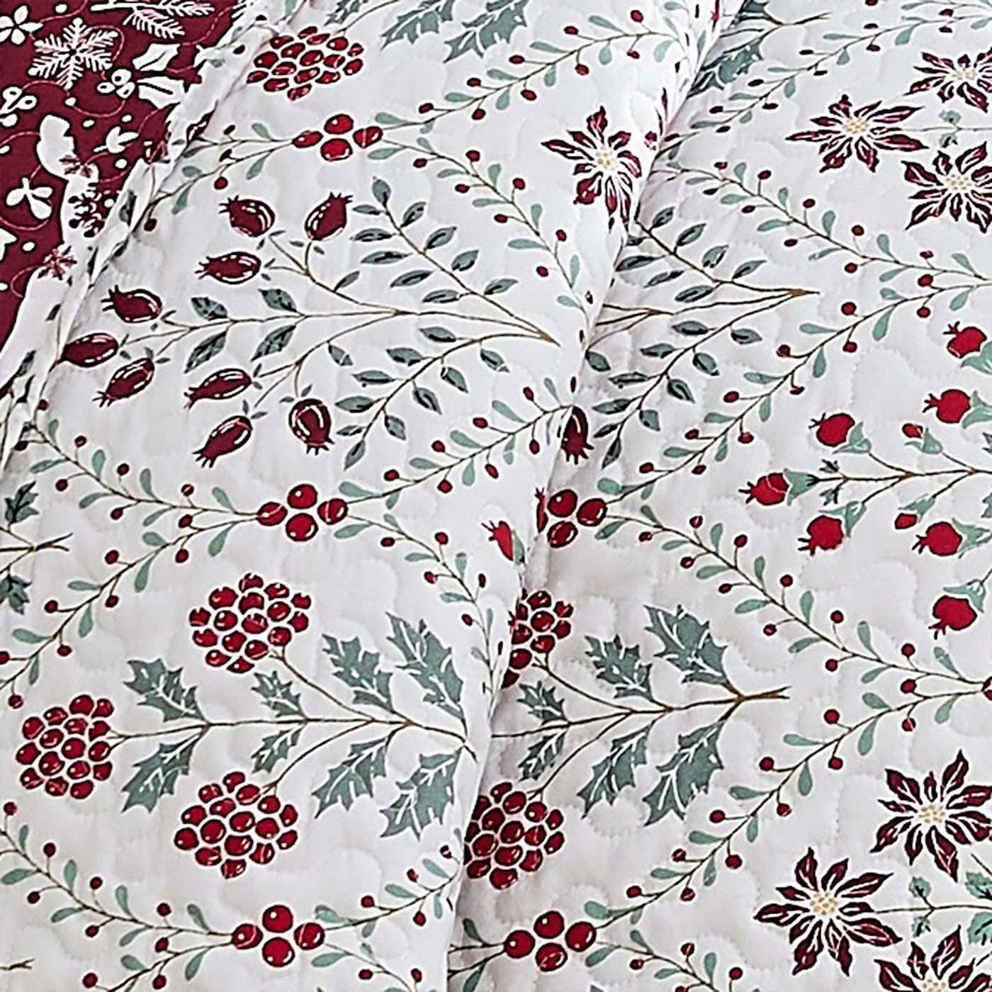 Holiday Harmony Reversible Quilt Set