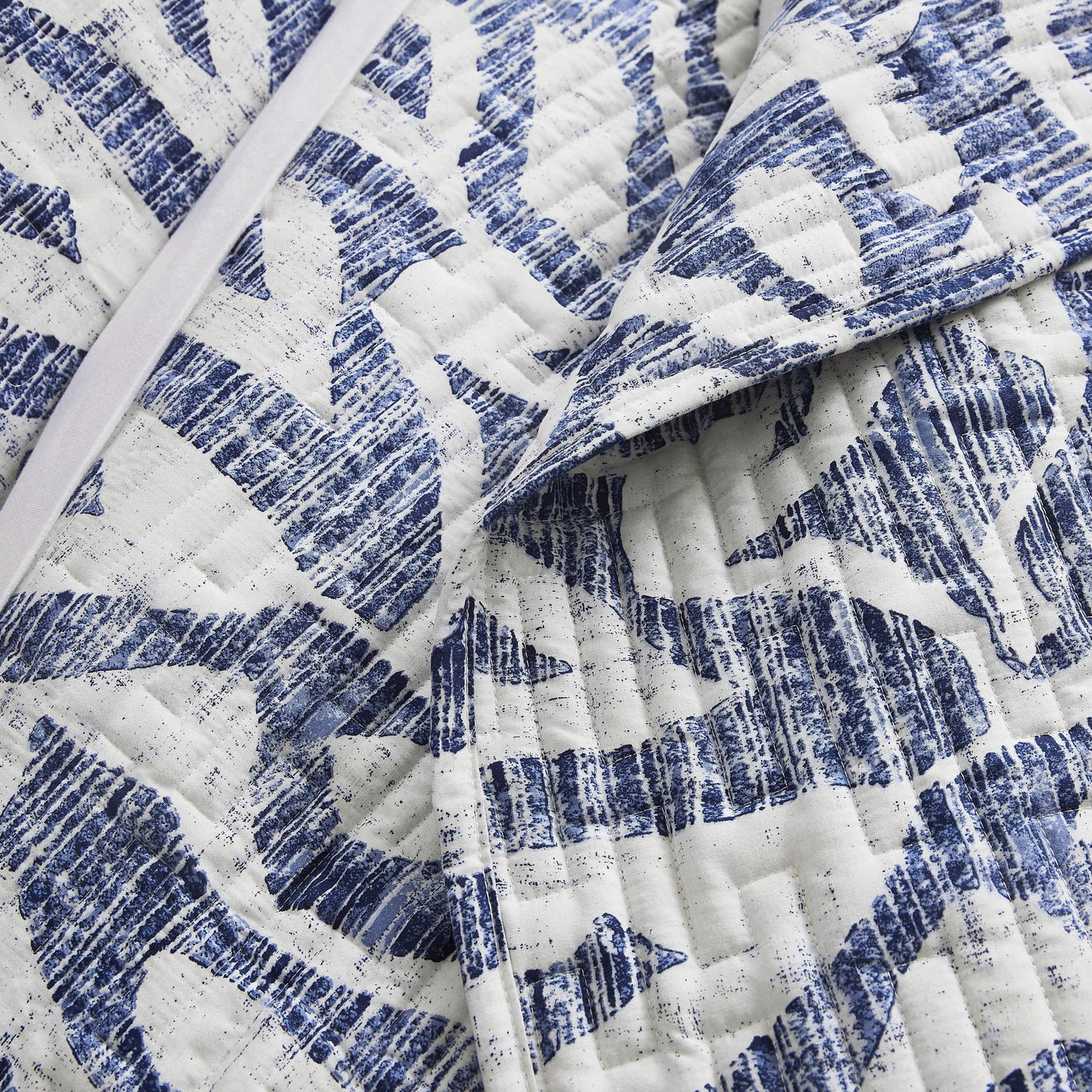 Details and Print Pattern of Khari Oversized Quilt Set in Blue#color_khari-blue