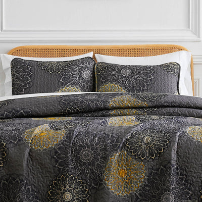 Front View of Midnight Floral Quilt Set in Black#color_midnight-floral-black