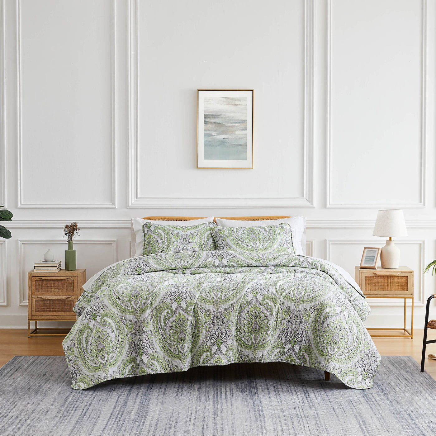 Front View of Pure Melody Quilt Set in green#color_pure-melody-green