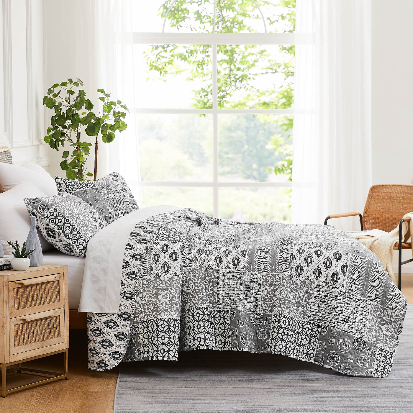 Patchwork Set Global Patchwork Quilt Set | SouthShore Fine Linens