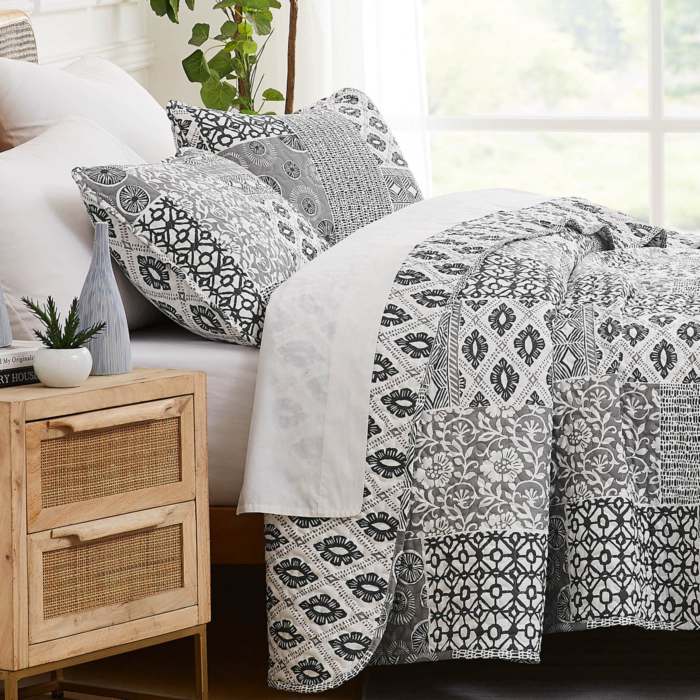 Side View of Global Patchwork Quilt Set in grey#color_patchwork-grey