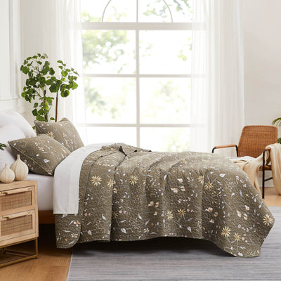 Side View of Secret Meadow Quilt Set in olive-brown#color_secret-meadow-olive-brown