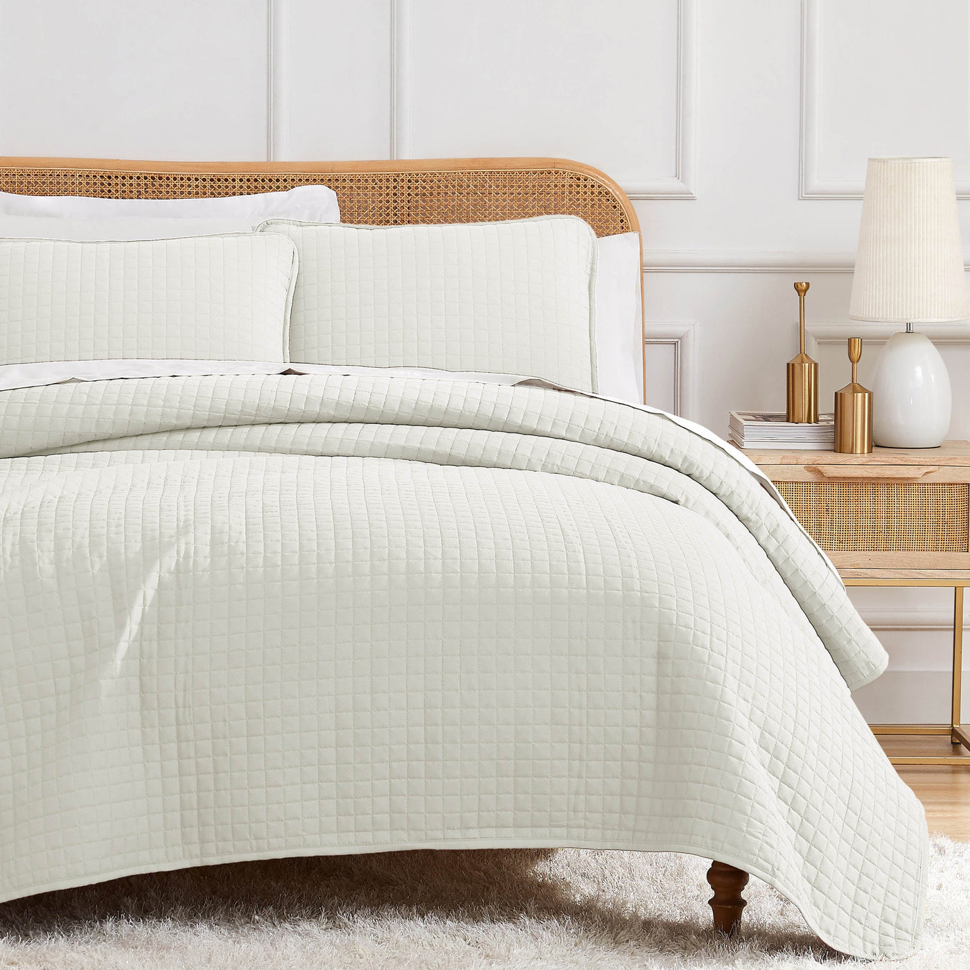 Front View of Vilano Oversized Quilt Set in Off White#color_vilano-off-white