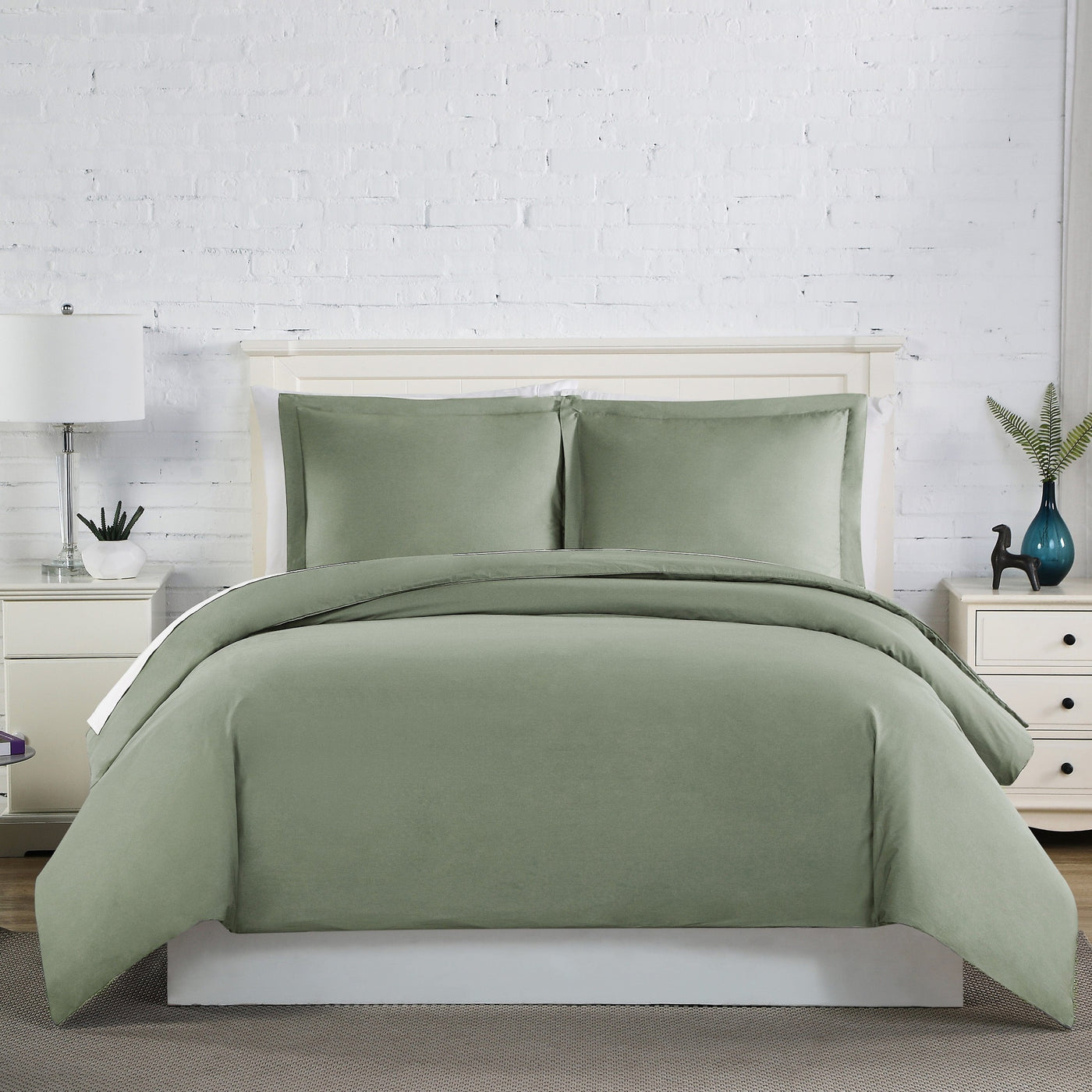 Front View of Everyday Essentials Duvet Cover Set in Dark Green#color_dark-green