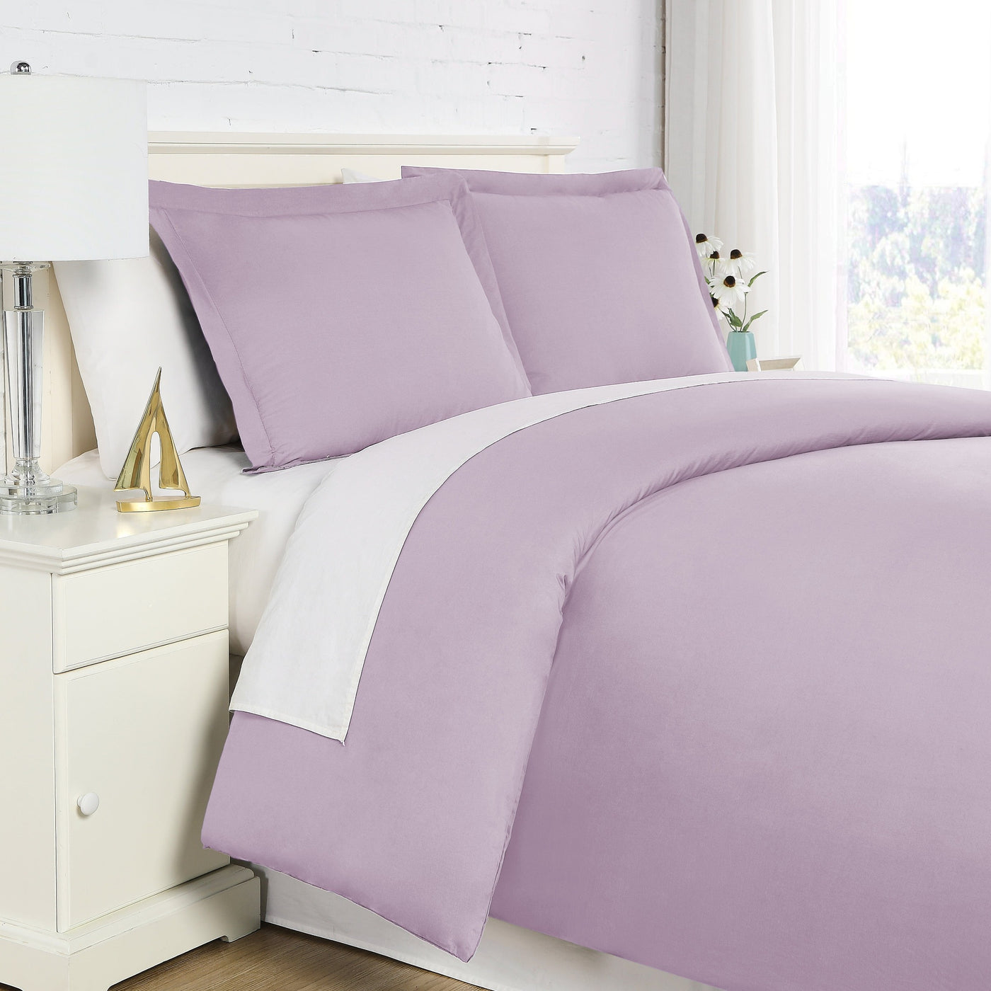 Side View of Everyday Essentials Duvet Cover Set in Lilac#color_lilac