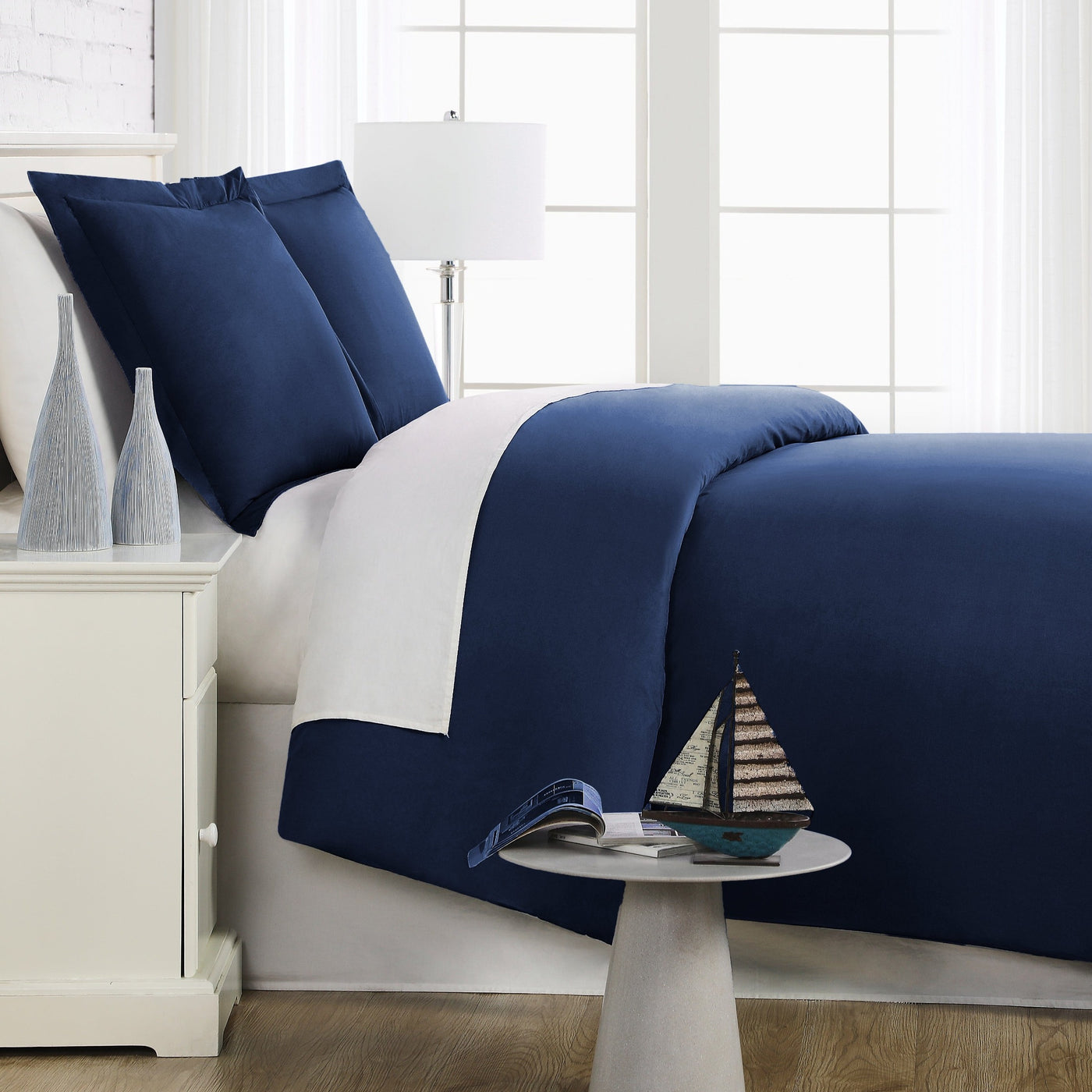 Side View of Everyday Essentials Duvet Cover Set in Navy Blue#color_navy-blue