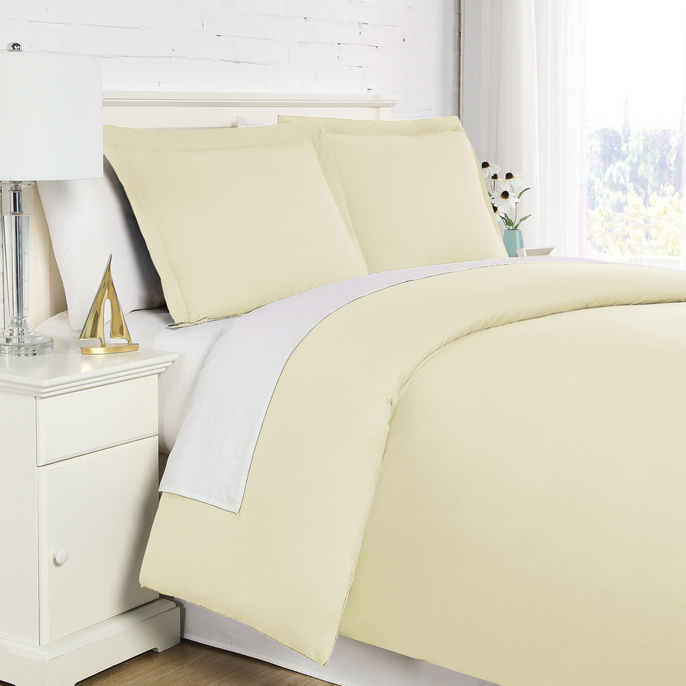 Side View of Everyday Essentials Duvet Cover Set in Off White#color_off-white