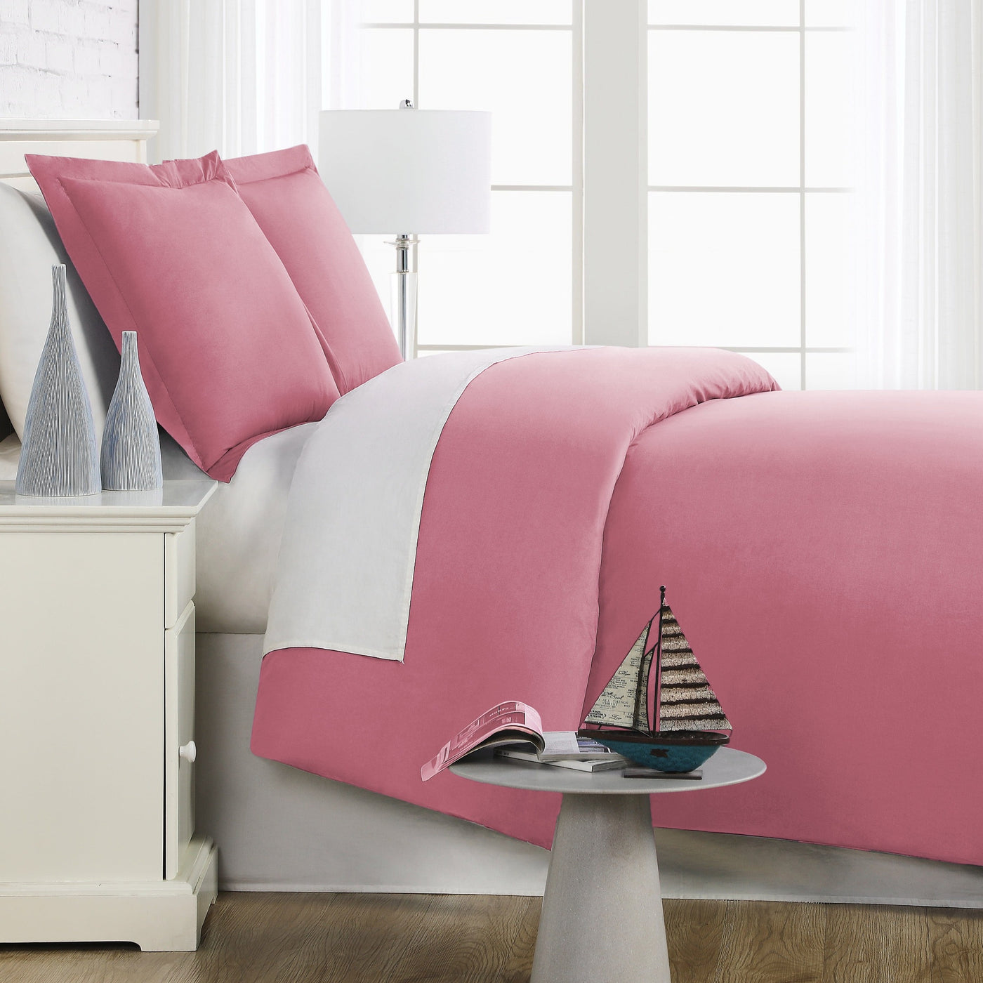 Side View of Everyday Essentials Duvet Cover Set in Rose#color_rose