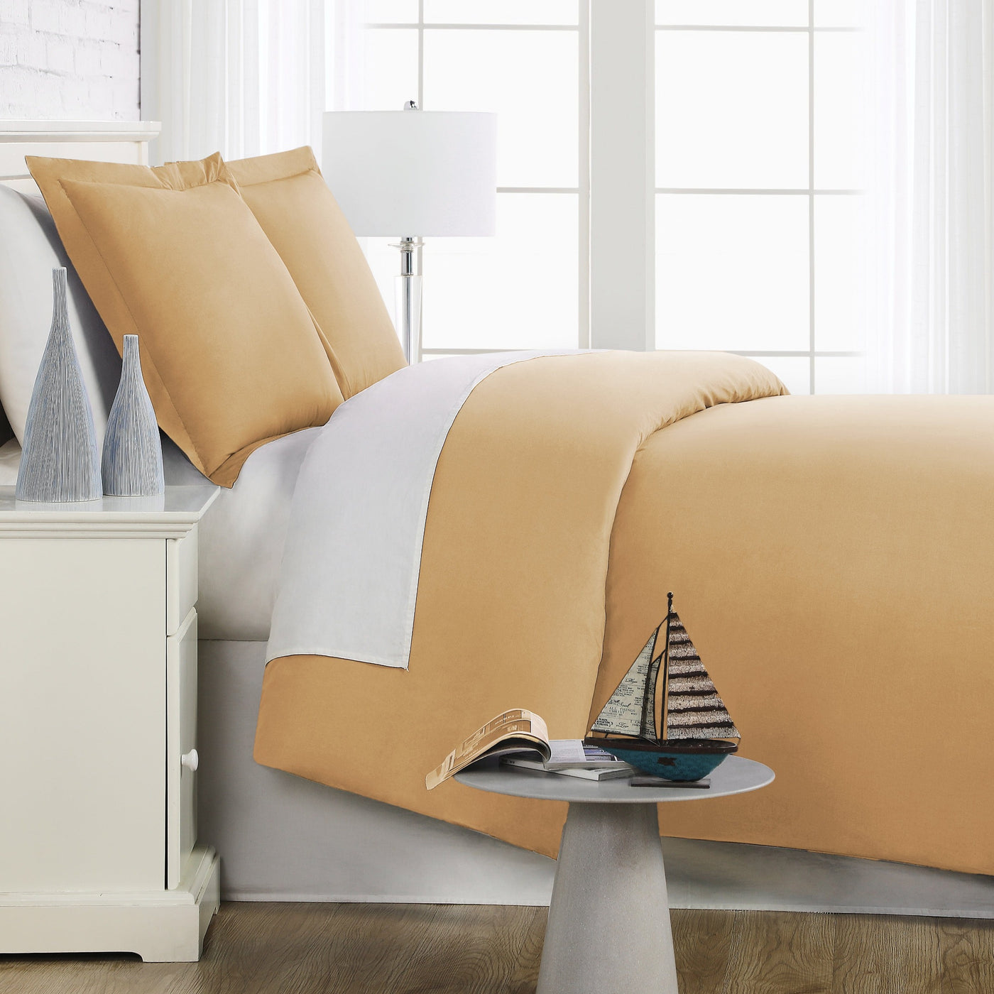 Side View of Everyday Essentials Duvet Cover Set in Warm Sand#color_warm-sand