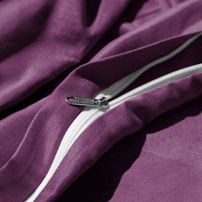 Close Up Image of Zipper Enclosure of Everyday Essentials Duvet Cover Set in Purple#color_purple