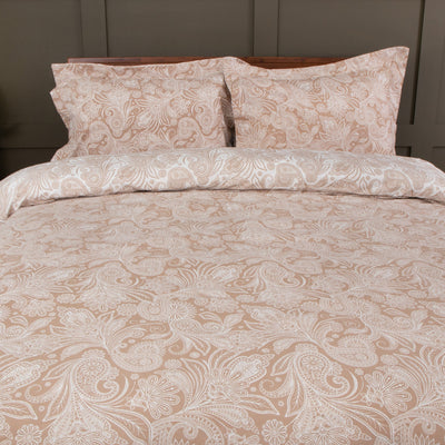 Center View of Perfect Paisley Reversible Comforter Set in Taupe#color_perfect-paisley-taupe
