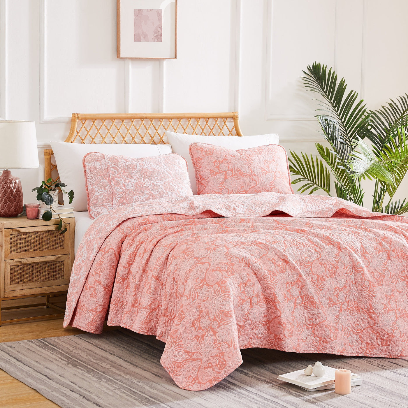 Side View of Perfect Paisley Reversible Quilt Set in Coral#color_perfect-paisley-coral-haze