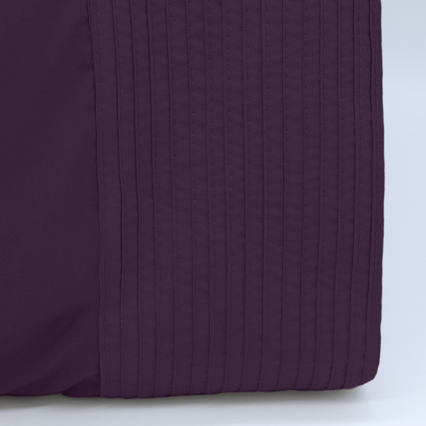 Details and Texture of Vilano Pleated Pillow Cases in Purple#color_vilano-purple