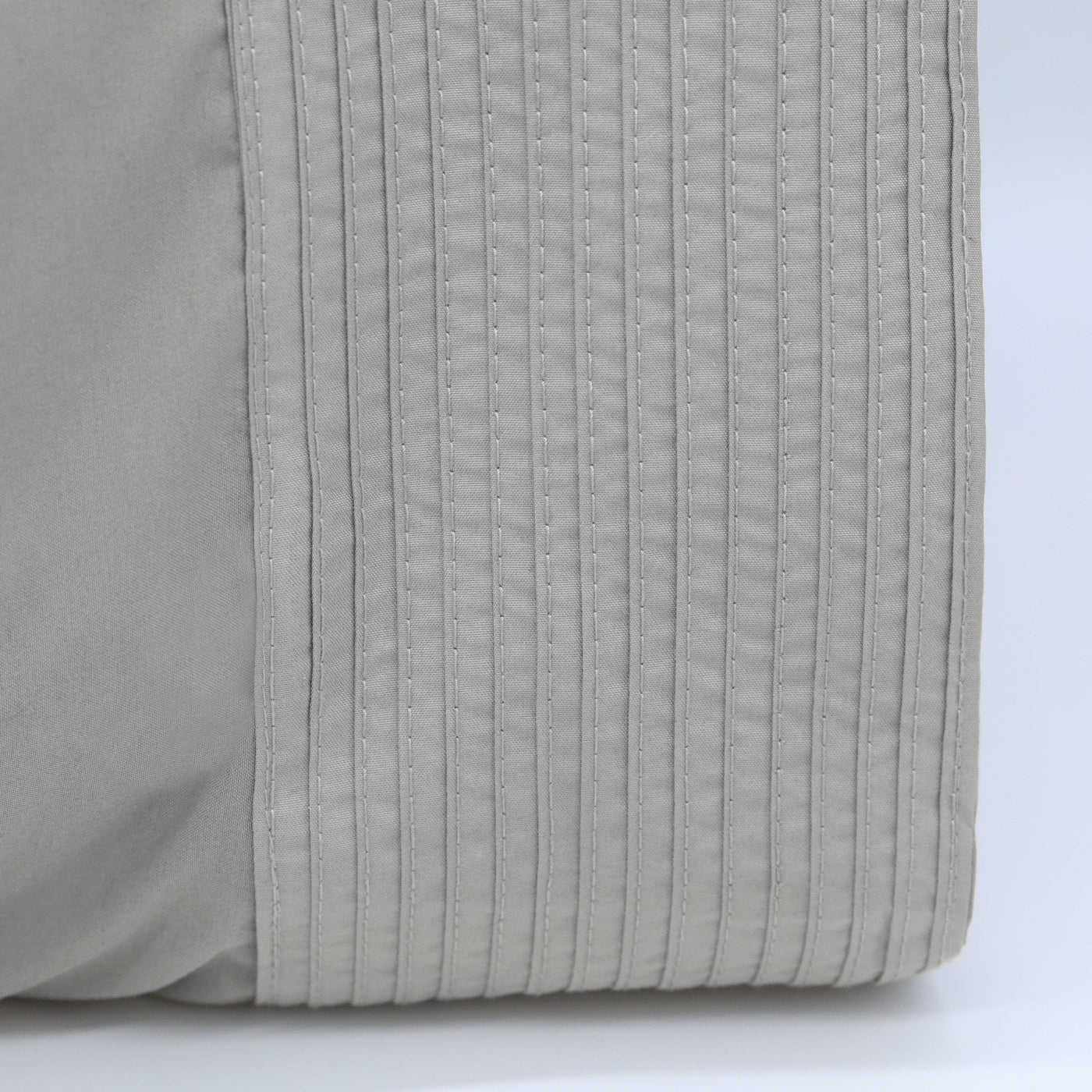 Details and Texture of Vilano Pleated Pillow Cases in Steel Grey#color_vilano-steel-gray