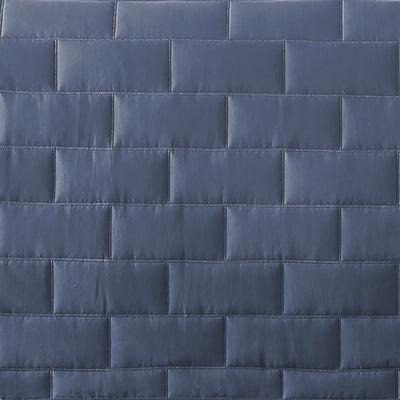 Details and Texture of Brickyard 6-Piece Daybed Set Quilt Set in Dark Blue#color_vilano-dark-blue