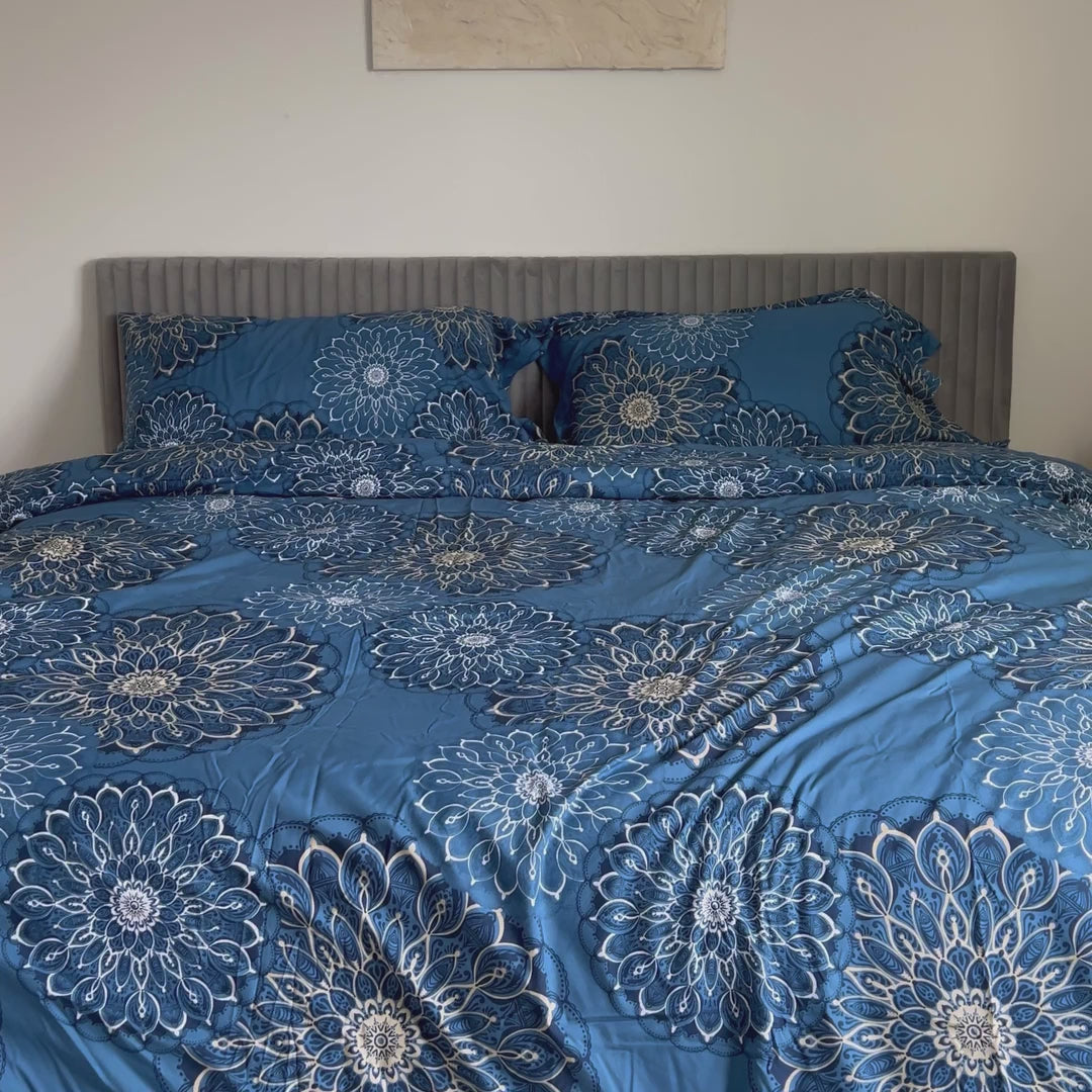 Reviewer Video for Midnight Floral Duvet Cover Set in Blue