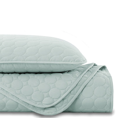 Southshore Essentials Quilt Set in Hint of Green Stack Together#color_hint-of-green