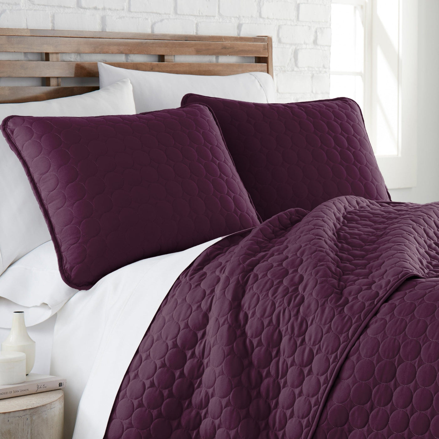 Close Up View of Southshore Essentials Quilt Pillow Shams in Purple#color_purple
