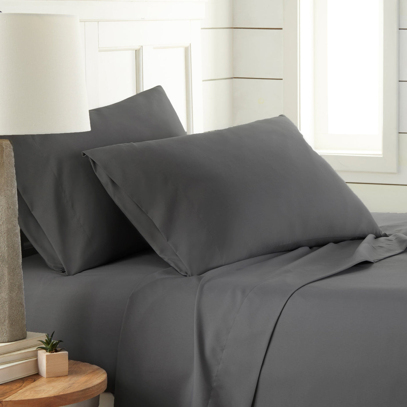 Side View of Southshore Essentials 4-Piece Sheet Set in Slate#color_slate