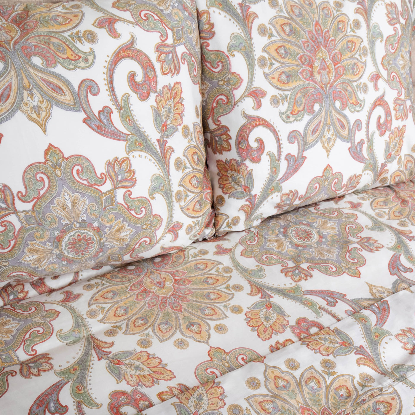 Details and Prints of Perfect Paisley Sheet Set in Red#color_serenity-red