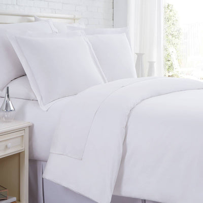 Solid Cotton Duvet Cover in White#color_solid-white