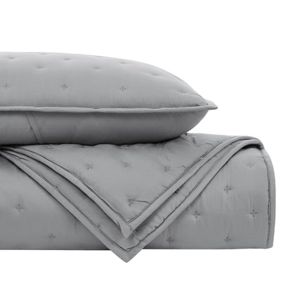 Details of Luxurious Bamboo Viscose Quilt Set in Steel Grey#color_bamboo-steel-grey