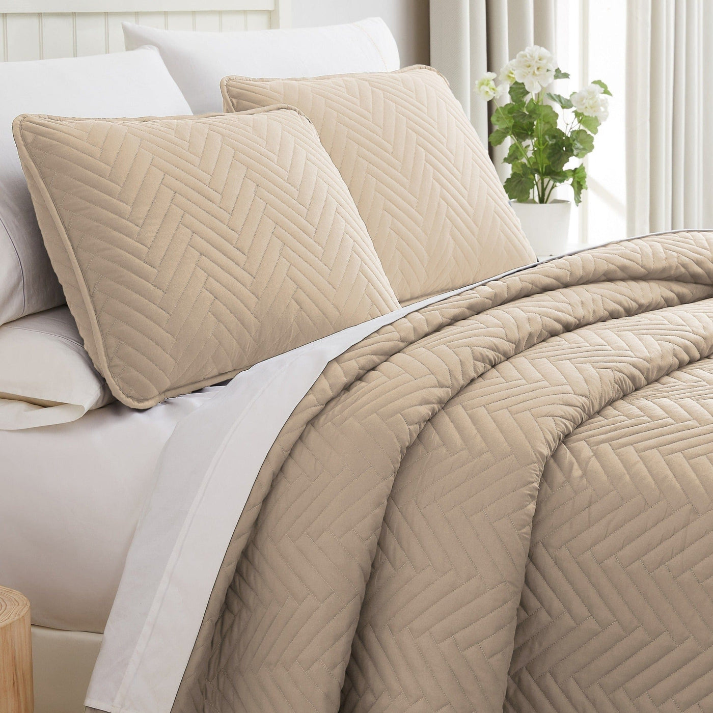 Side View of Chevron Oversized Quilt Set in Sandy Taupe#color_chevron-sandy-taupe