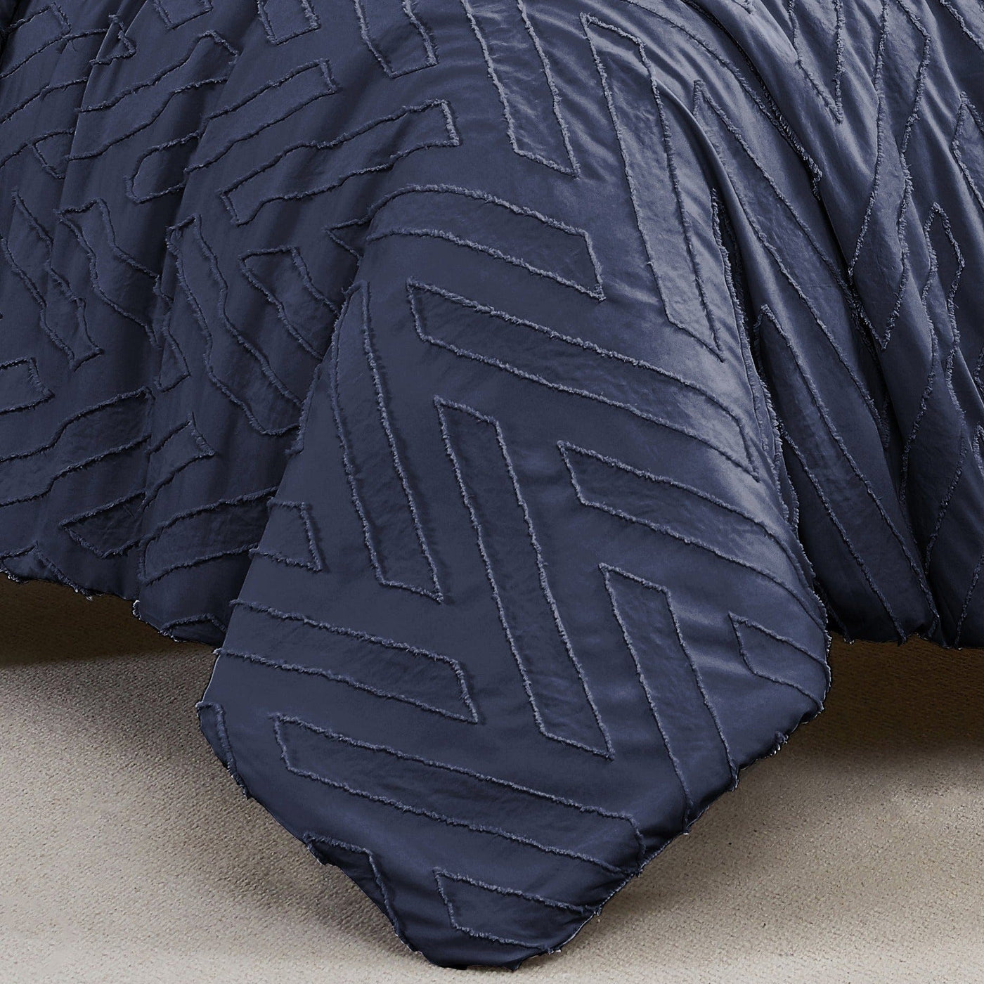 Showing Oversized Image of Chevron Clipped Jacquard Comforter Set in Dark Blue#color_dark-blue-clipped-jacquard