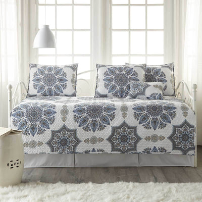Infinity Daybed Bedding 6-Piece Set in Blue#color_infinity-blue