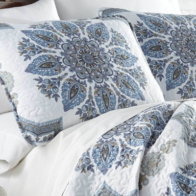 Infinity Reversible Quilt and Sham Set in Blue#color_infinity-blue
