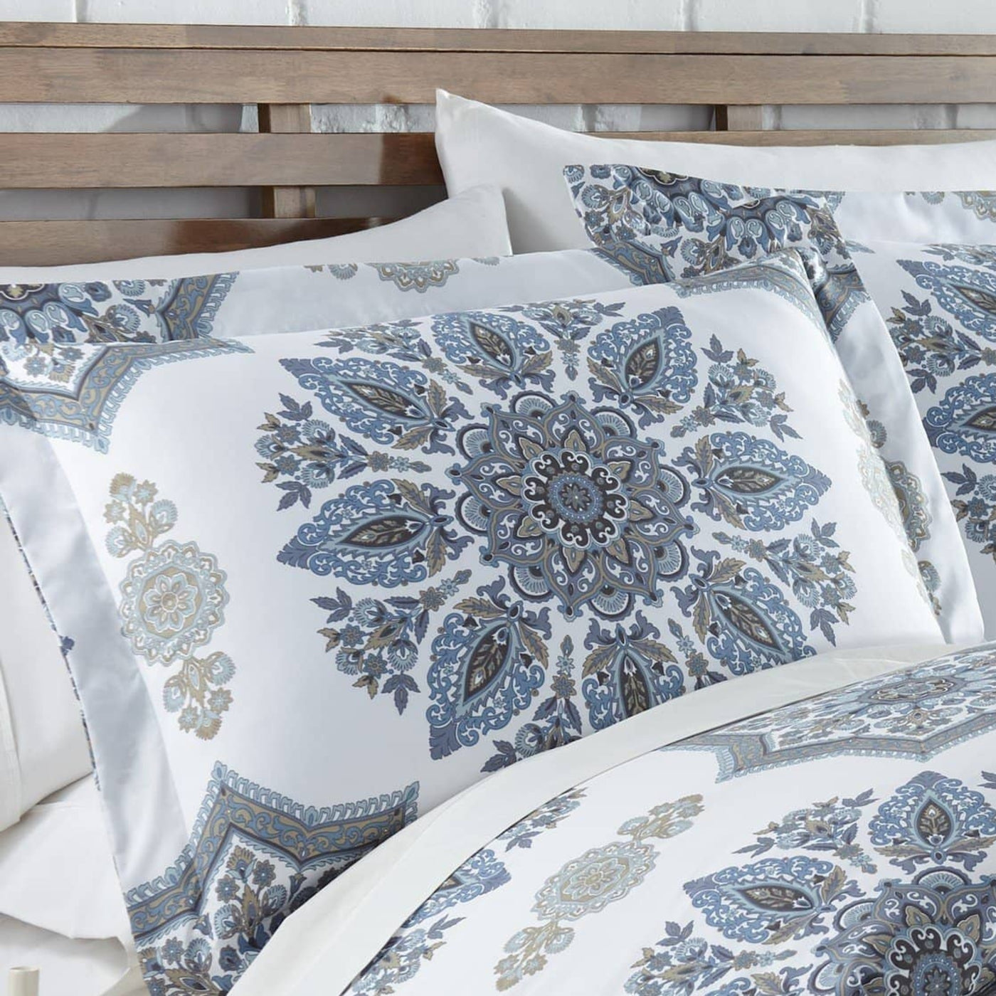 Infinity Comforter and Sham Set in Blue#color_infinity-blue