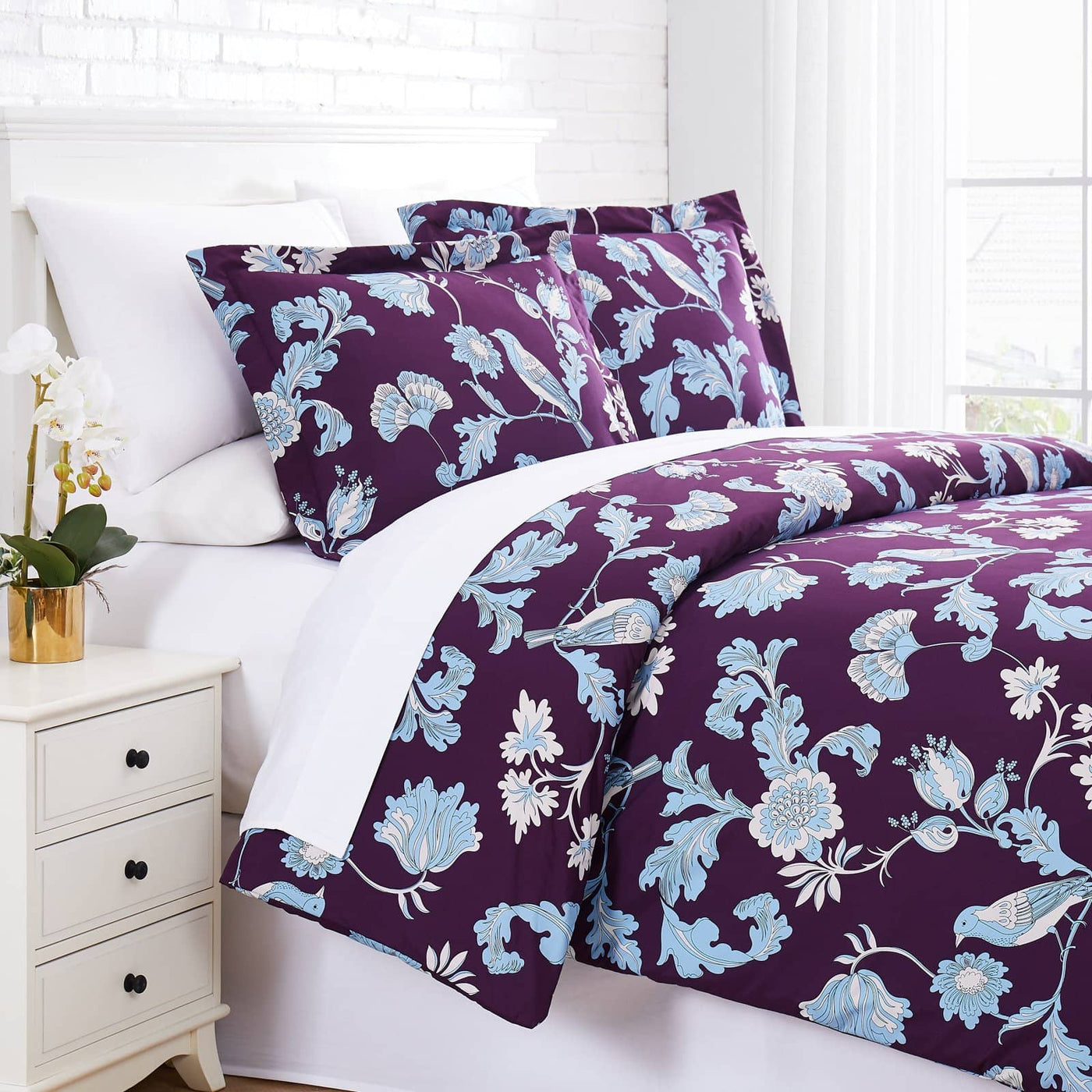 Early Springs Comforter Set in Purple#color_early-spring-purple