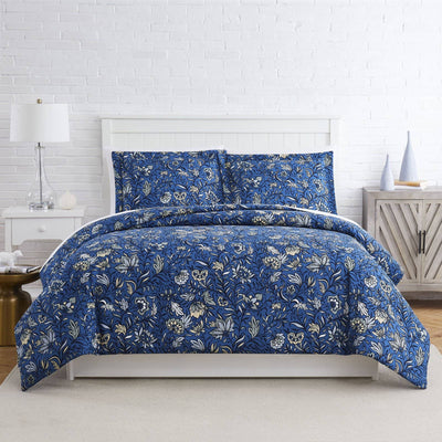 Blooming Blossoms Duvet Cover in Blue#color_blooming-blossoms-blue