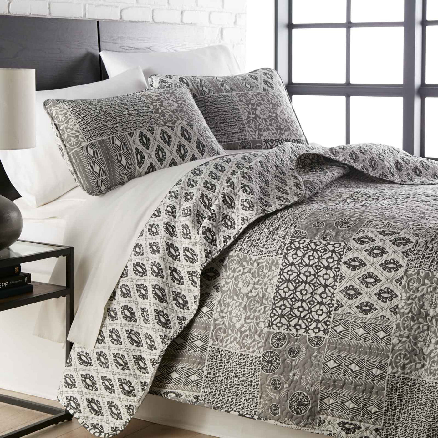 Patchwork Set Global Patchwork Quilt Set | SouthShore Fine Linens
