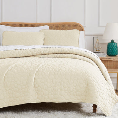 Half Front View of Pebbles Oversized Quilt Set in Cream#color_pebbles-cream